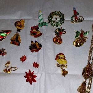 Christmas lot of 16 some signed